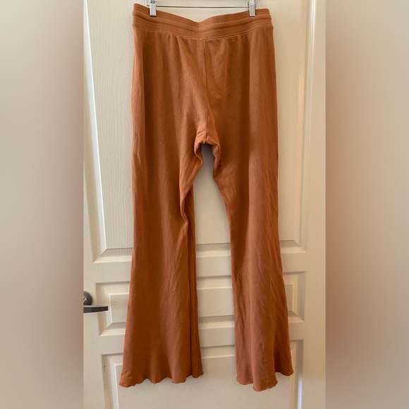 AERIE Weekend Kick it High Waisted Flare Lounge Pants - L Long - Picture 4 of 14